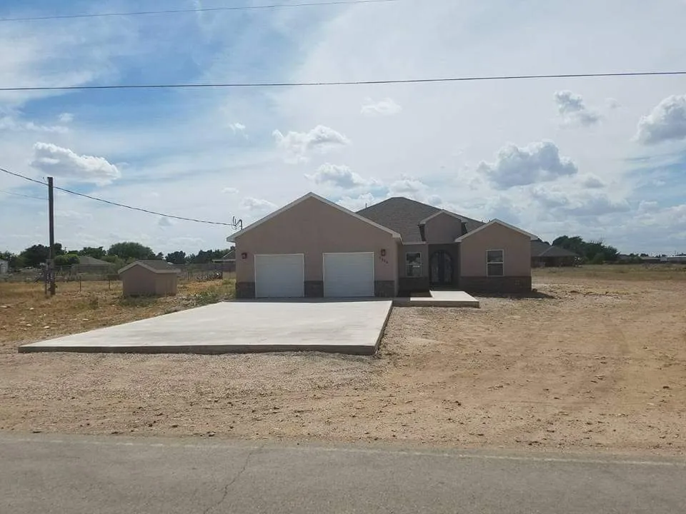 Hobbs Custom Home — project photo